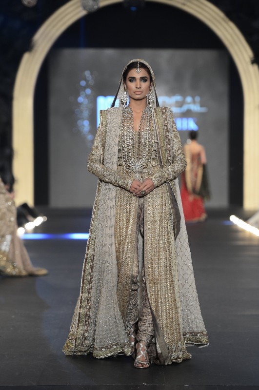 Sana Safinaz Bridal Week