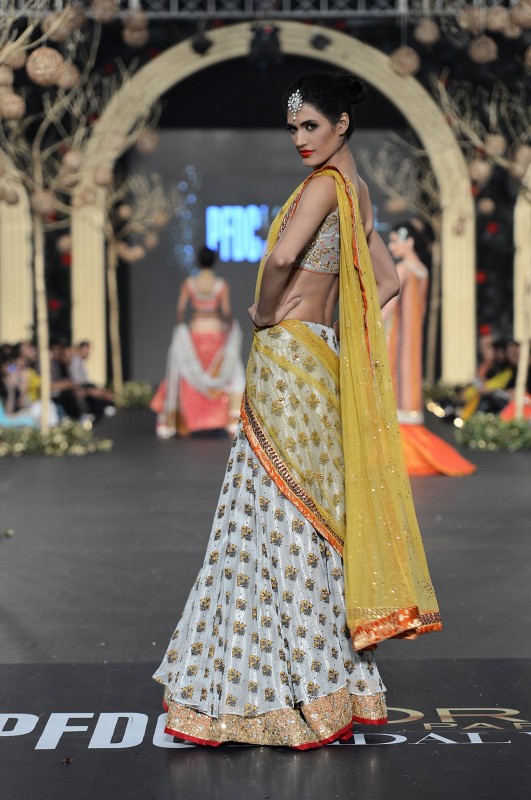 Sania Maskatiya Bridal Week