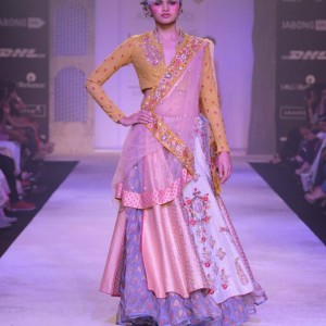 Looking Good Feeling Fab