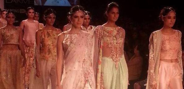 Zara Shahjahan at Lakme Fashion Week