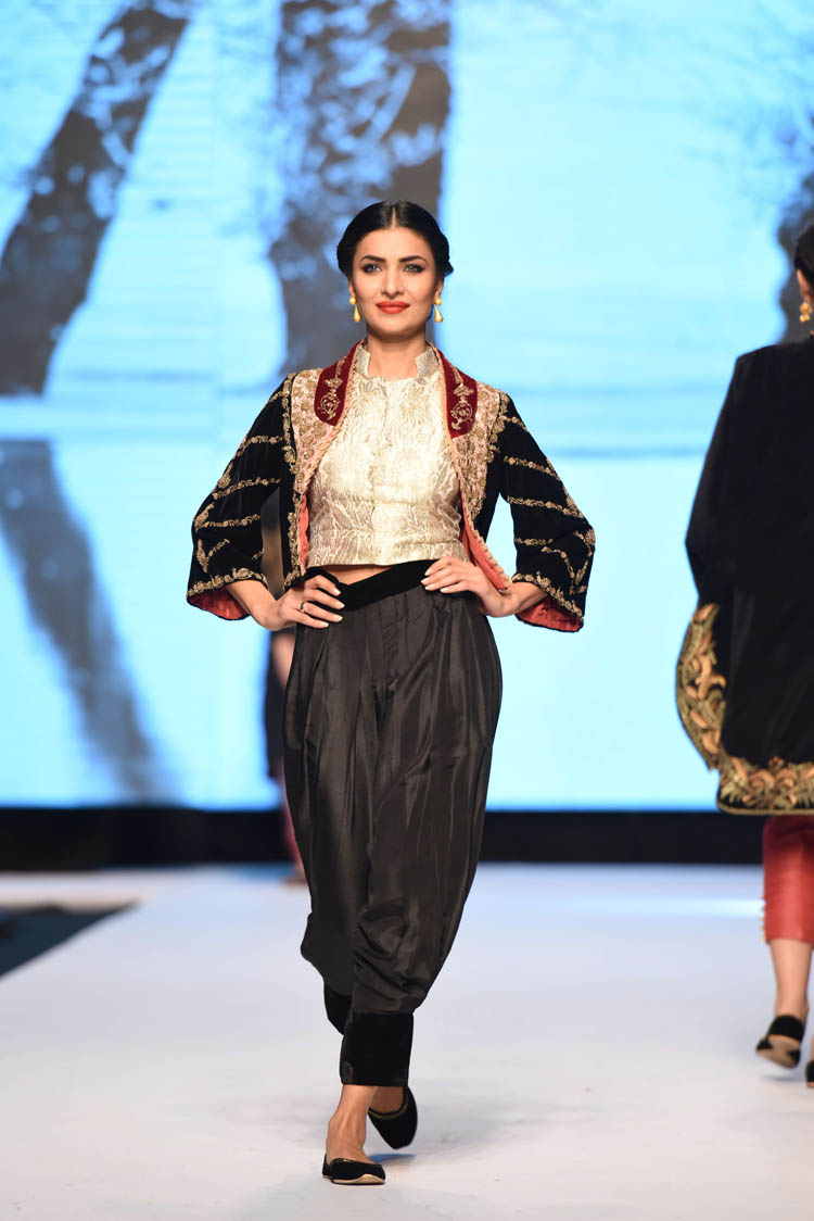 Sanam Chaudhri FPWAW14