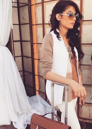 Amna Babar Hot