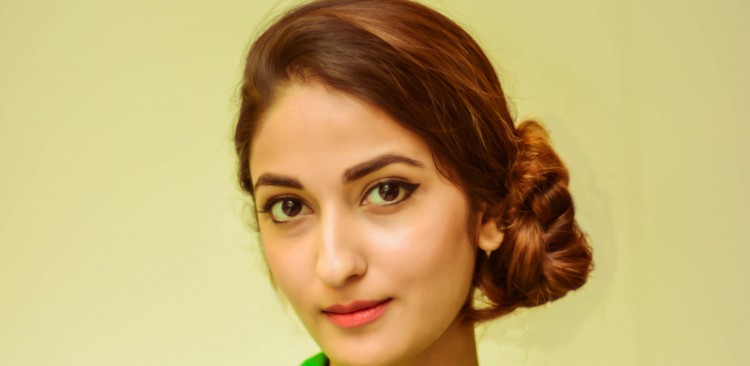 Hair style MESSY SIDE UPDO