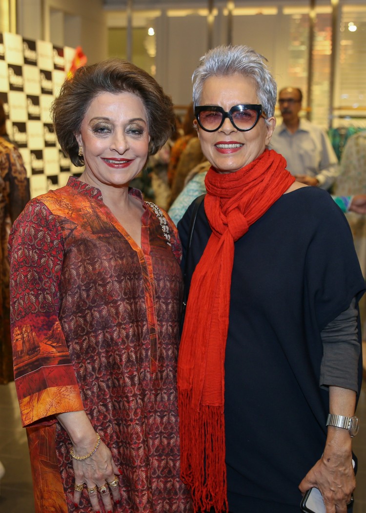 32-Parveen Bashir and Maheen Khan