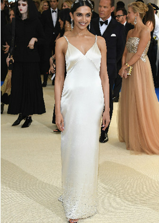 Deepika Padukone met gala 2017