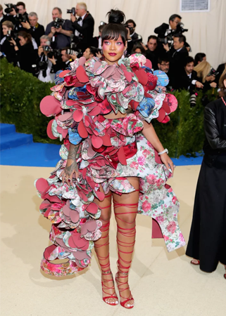 Rihanna-Met-Gala-2017-2-1