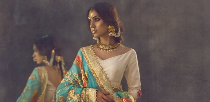 Mehndi Dresses