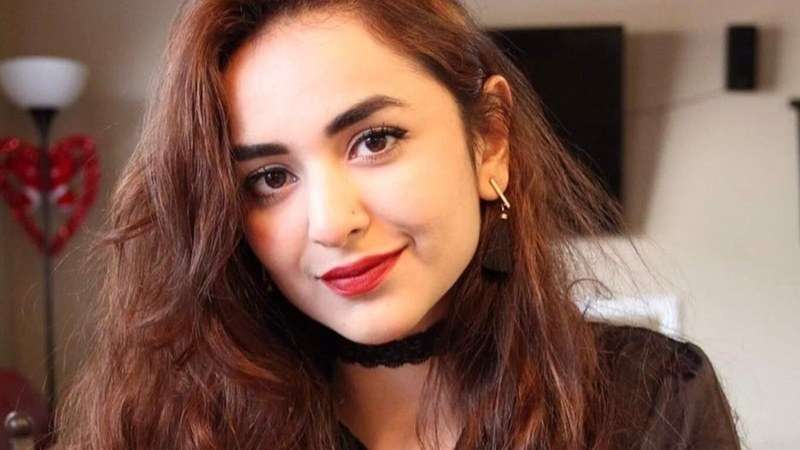 Biography of Yumna Zaidi