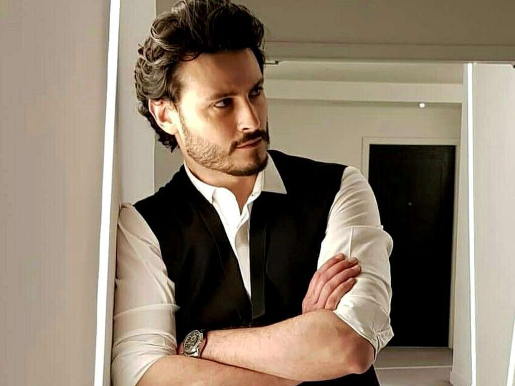 Biography Of Osman Khalid Butt - Age, Family, And Career - Fashion
