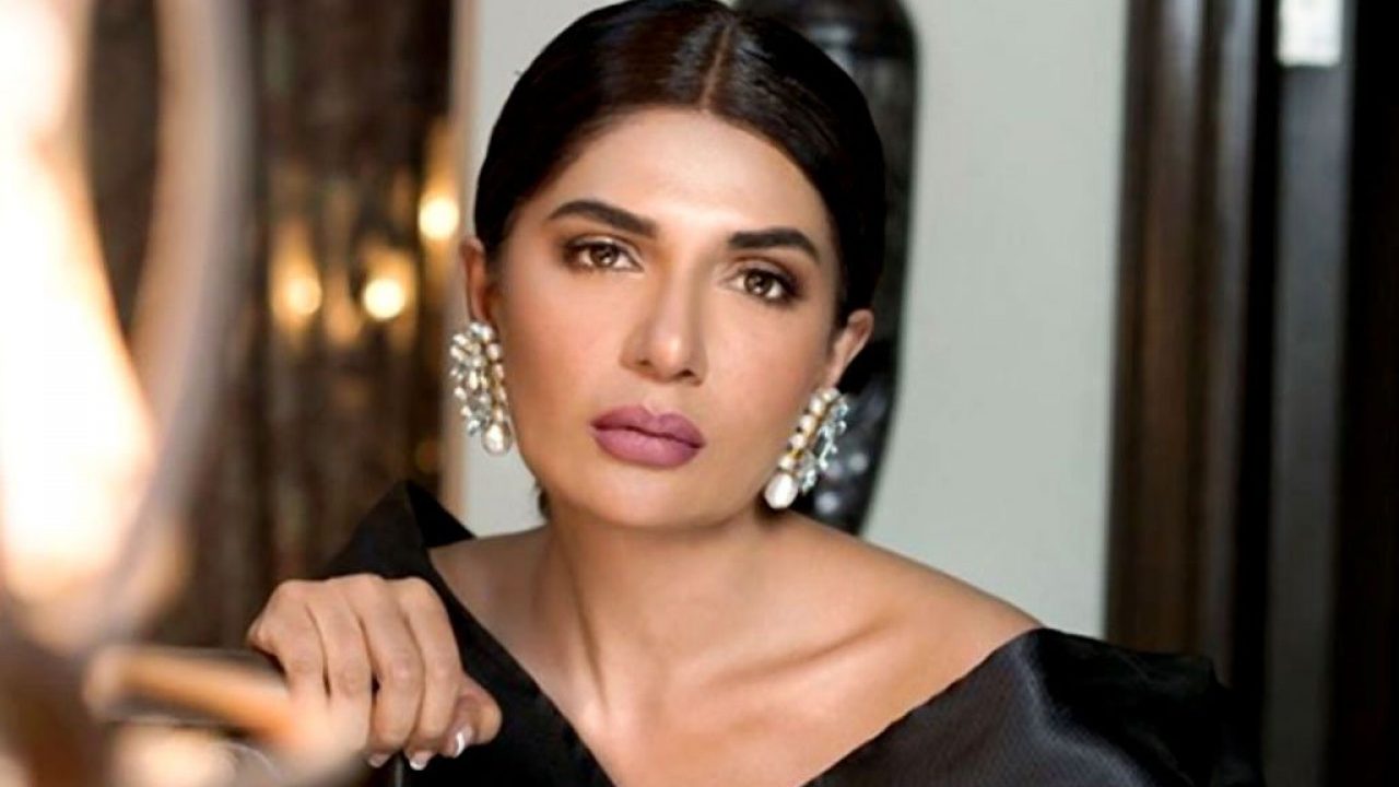 Iffat Omar quits acting