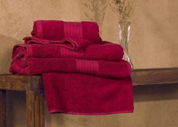 BATHROOM DÉCOR ESSENTIALS BY IDEAS HOME BATH COLLECTION