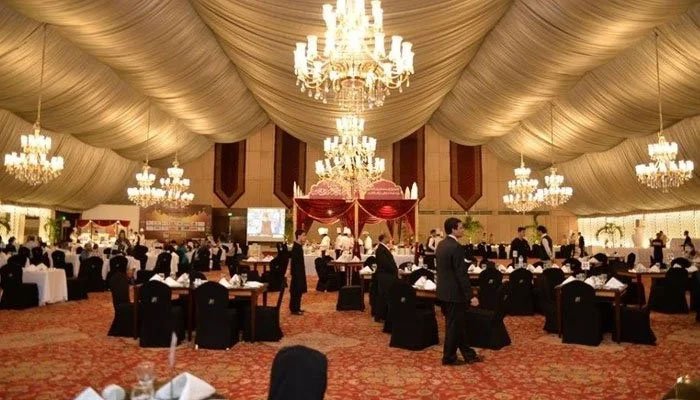 indoor dining and weddings