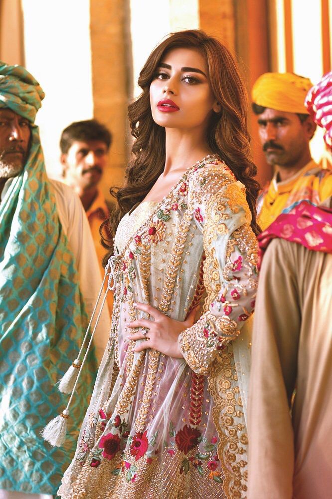 Top Pakistani fashion models