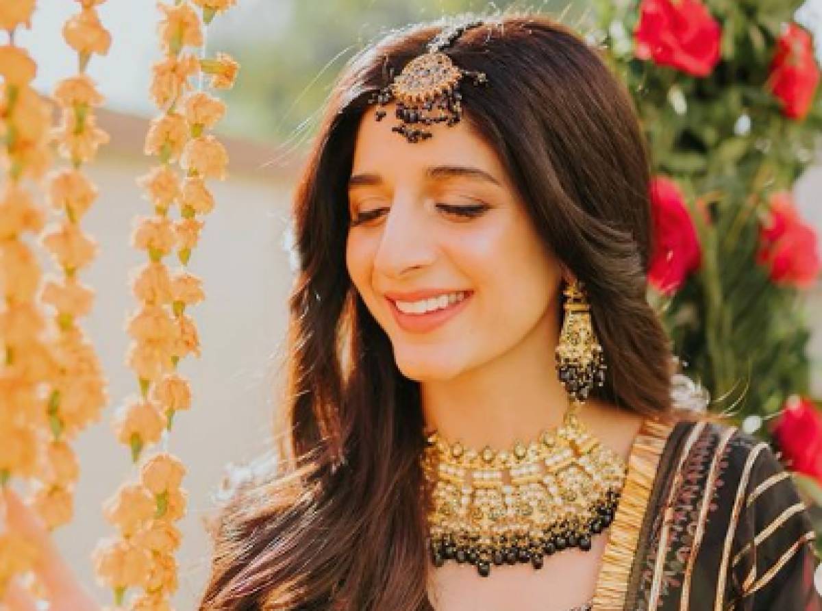 5 THINGS WE LOVE ABOUT MAWRA HOCANE - Fashion & Lifestyle Blog ...
