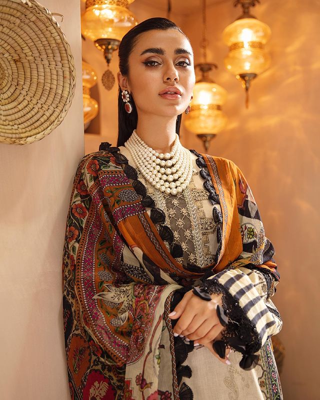 Top Pakistani fashion models