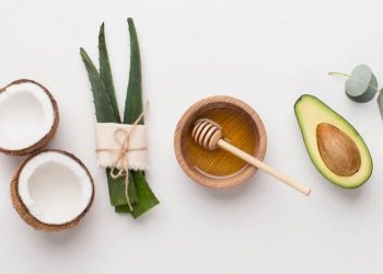 DIY FACE MASKS FOR DRY SKIN