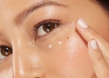 6 BEST DRUGSTORE EYE CREAMS OF 2022