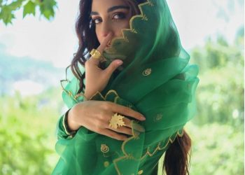 3 LOOKS & 3 BRANDS TO WEAR ON JASHN-E-AZAADI