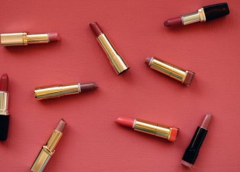 YOUR MONSOON LIP COLOR ACCORDING TO YOUR ZODIAC