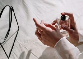 14 LOCAL PERFUME BRANDS FOR MEN & WOMEN IN PAKISTAN