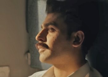 Jhok Sarkar Ep 3: ASP Arsalan Chooses His Family Over Love